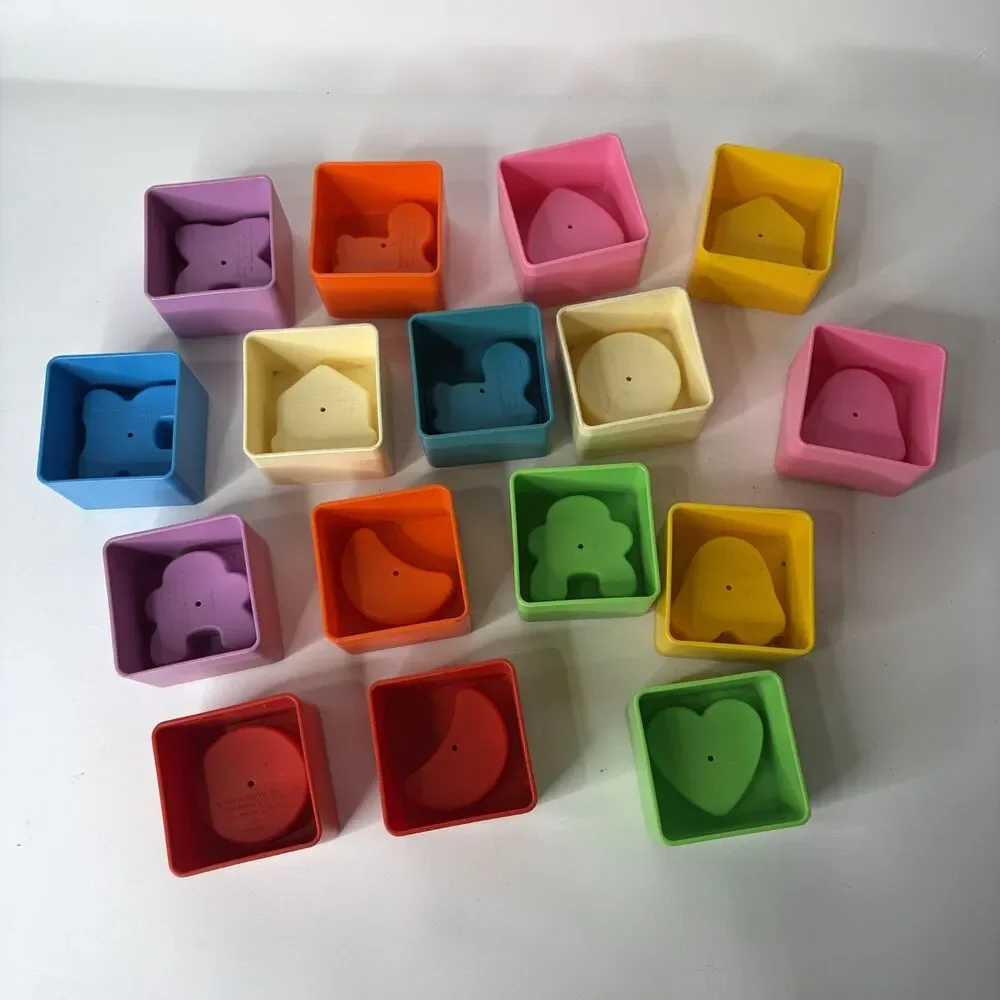 Vintage Playskool 1988 Blocks Color Shape Sorter Disney Mickey Mouse 30 piece